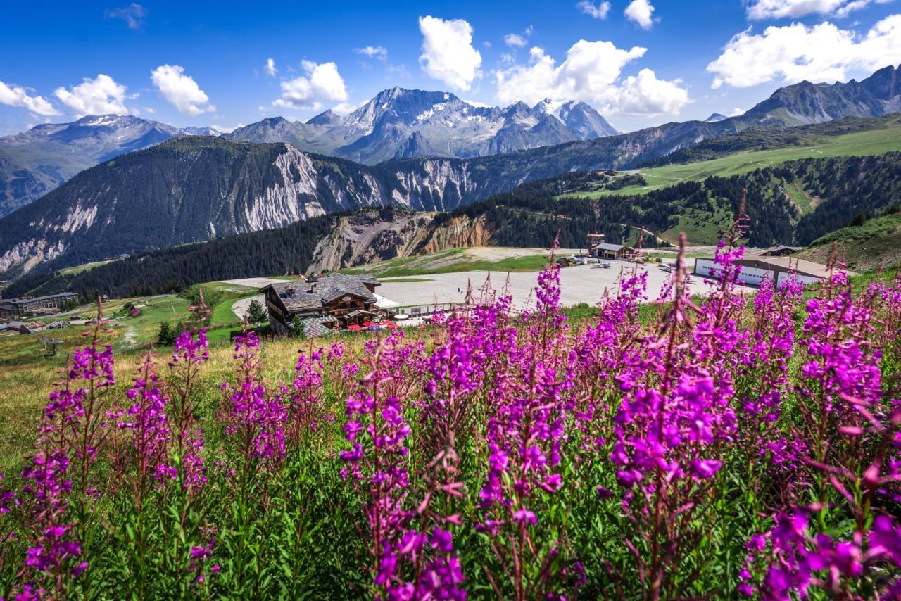 Hotel 3 Etoiles -Restaurant Le Pilatus Courchevel Exteriér fotografie