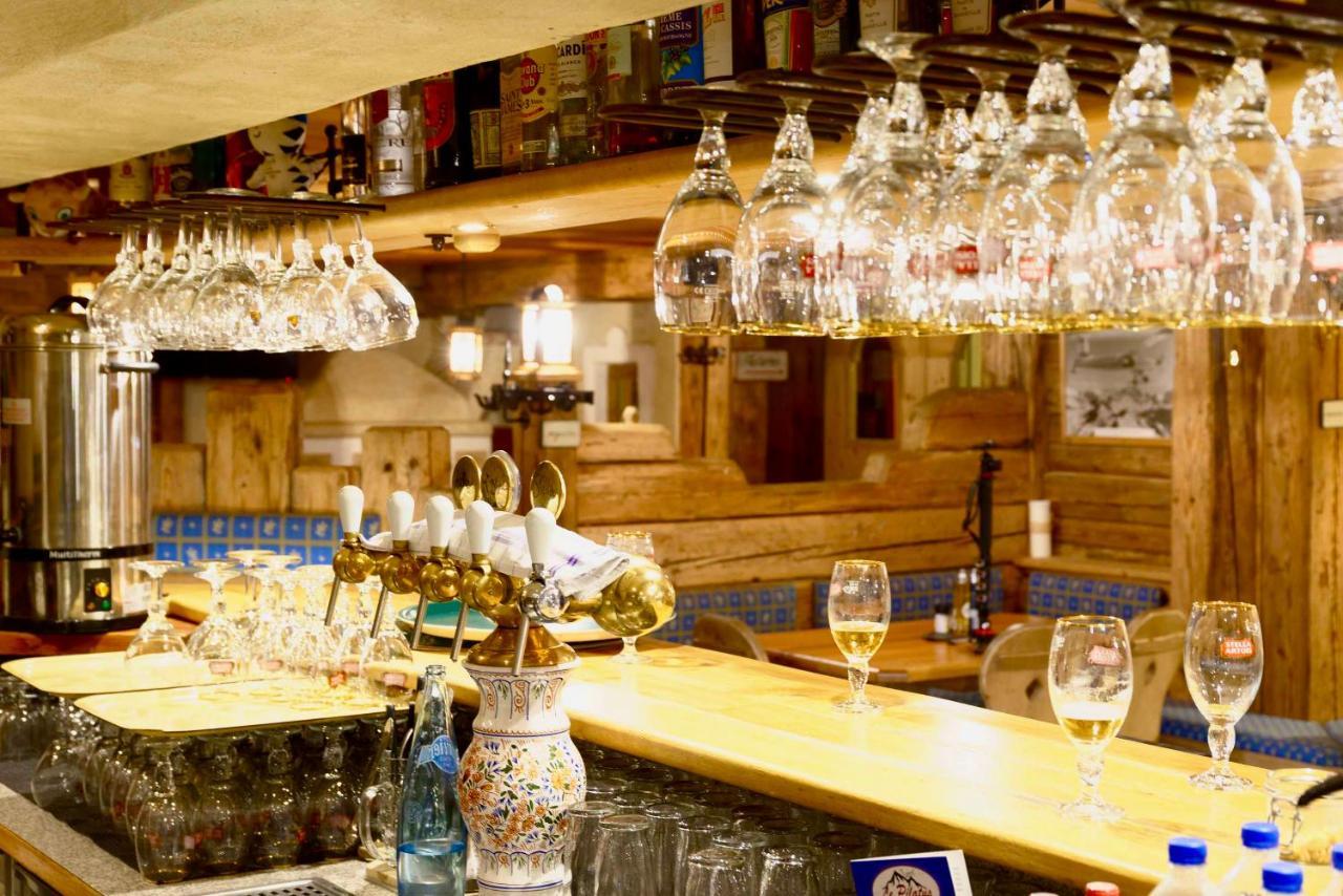 Hotel 3 Etoiles -Restaurant Le Pilatus Courchevel Exteriér fotografie