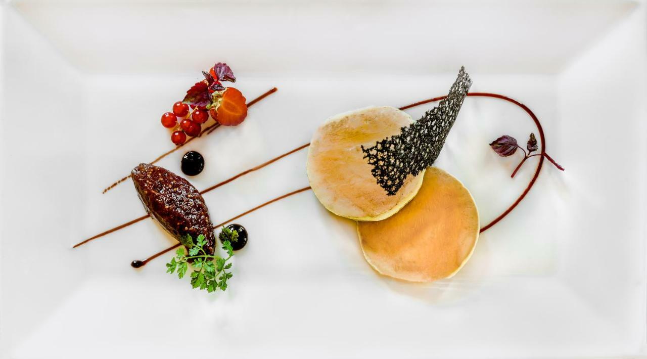 Hotel 3 Etoiles -Restaurant Le Pilatus Courchevel Exteriér fotografie